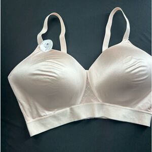 Bali Bali 42DD One Smooth U Women's Bounce Control NWT